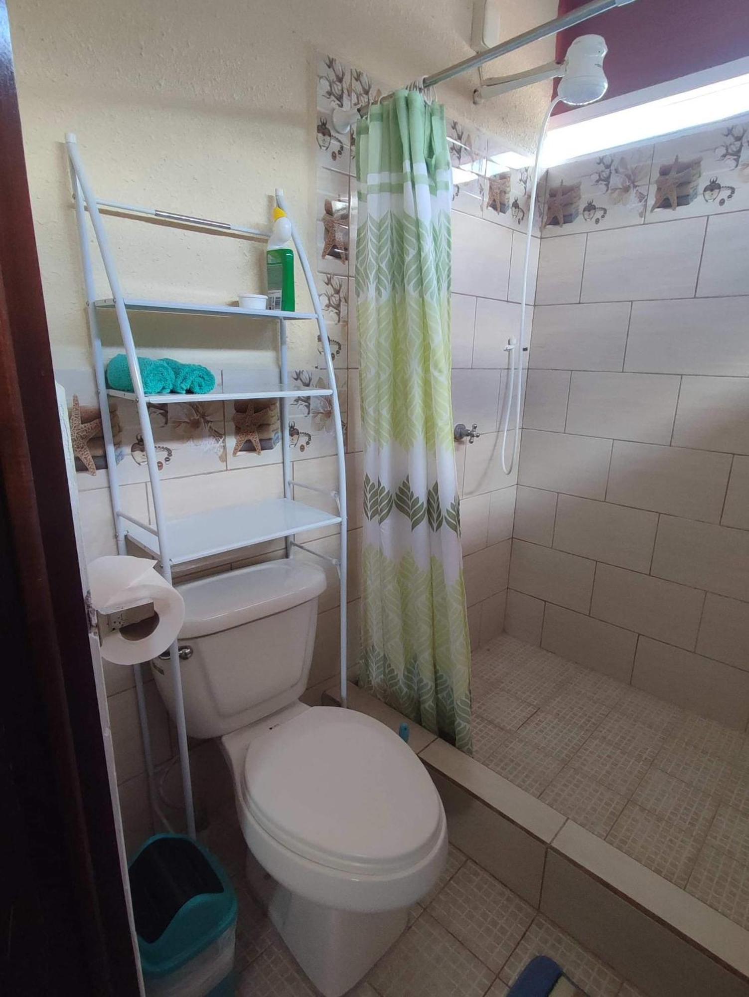 La Casa Colorada Vandrehjem San Benito Eksteriør billede